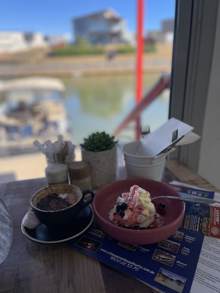 Dockside Cafe Photo 4