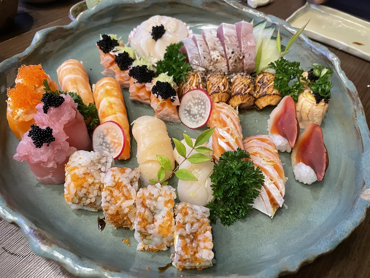 Mochi Sushi Lounge Photo 1