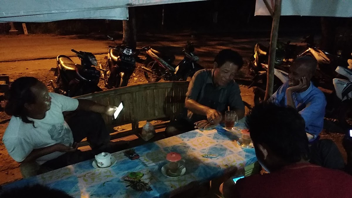 Warkop mbak Eni Photo 3