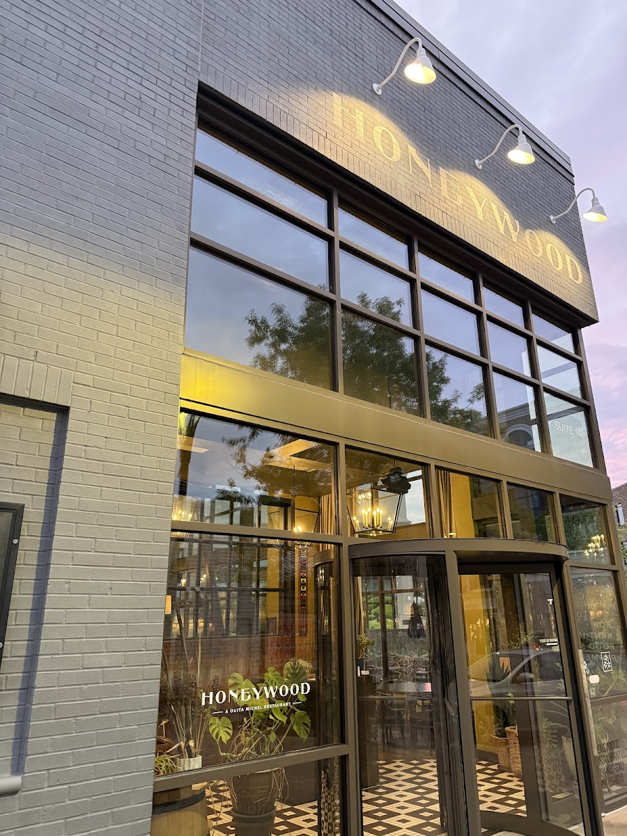Honeywood Restaurant Photo 3