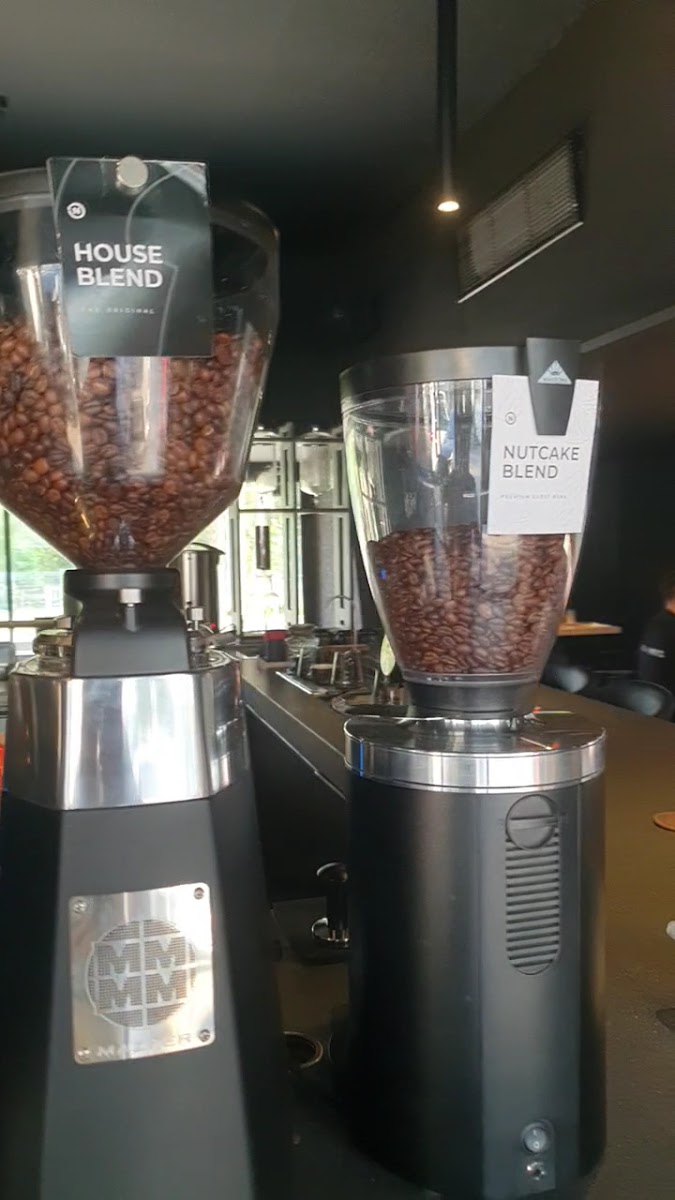 COLD 'N BREW Citraland Photo 2