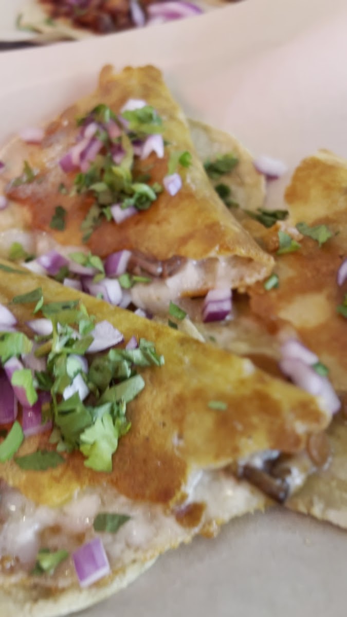 Gracias Padre - Taquería La Roma - Restaurante Mexicano Photo 2