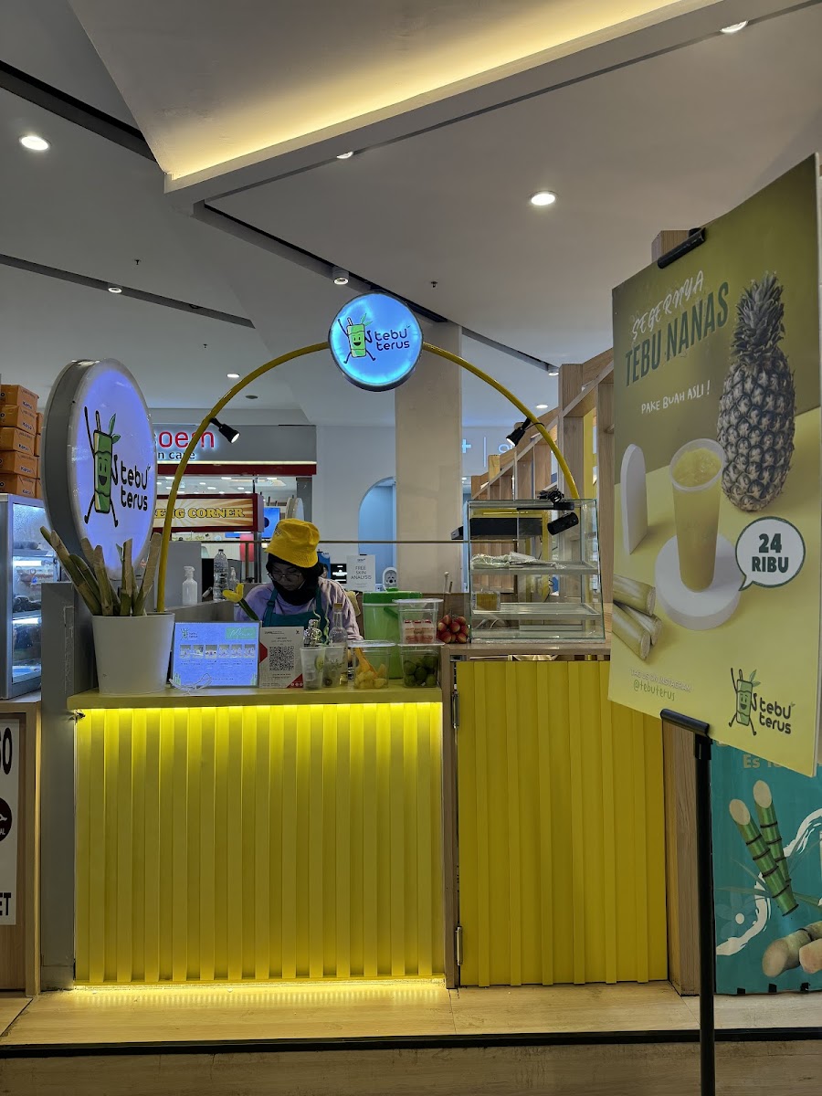 Tebu Terus Gandaria City Mall - Es Tebu Kekinian