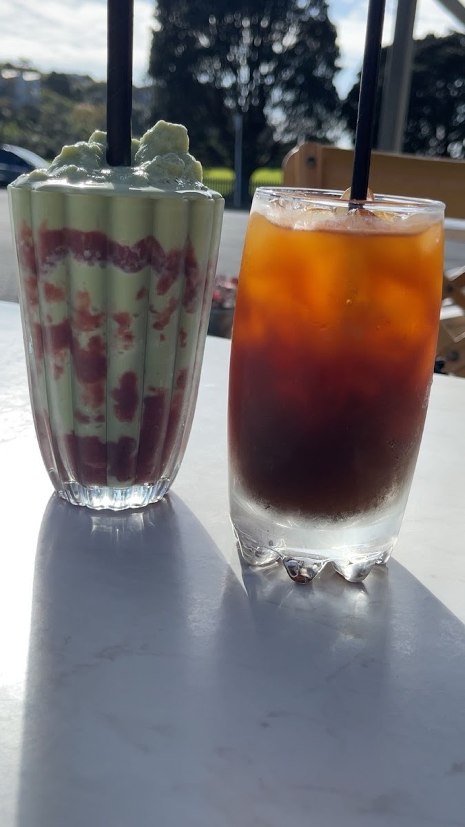 Eme's Cafe Photo 4