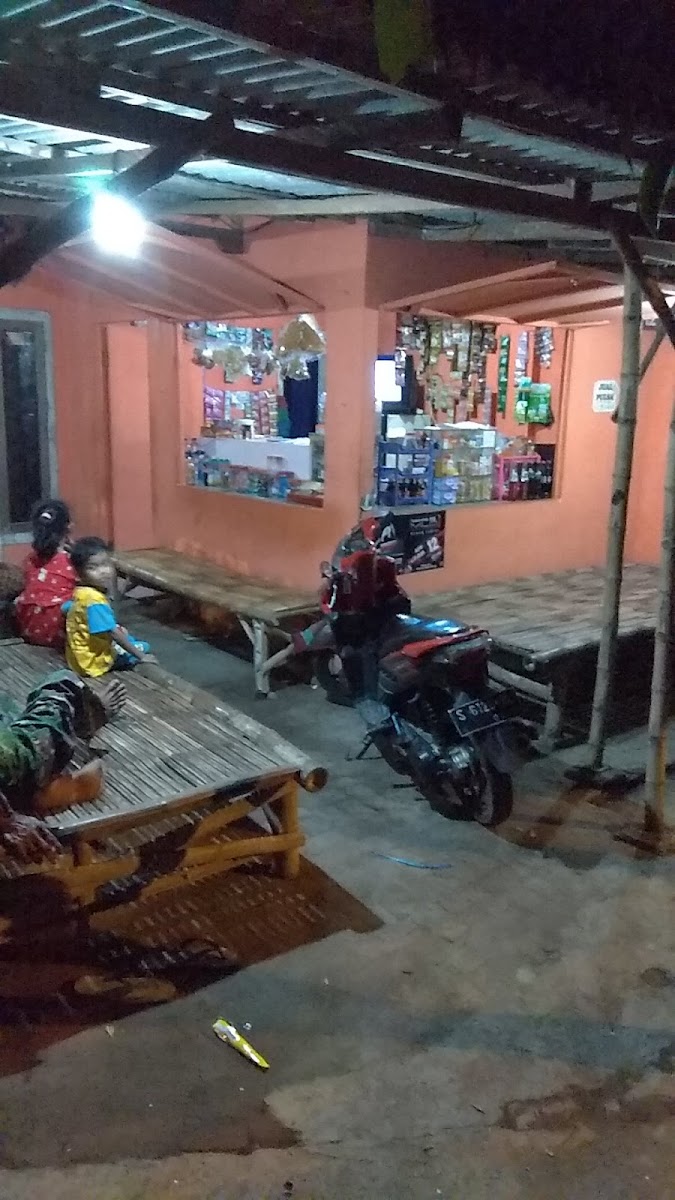 Warung orange Photo 1