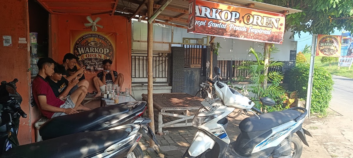 Warung orange Photo 2