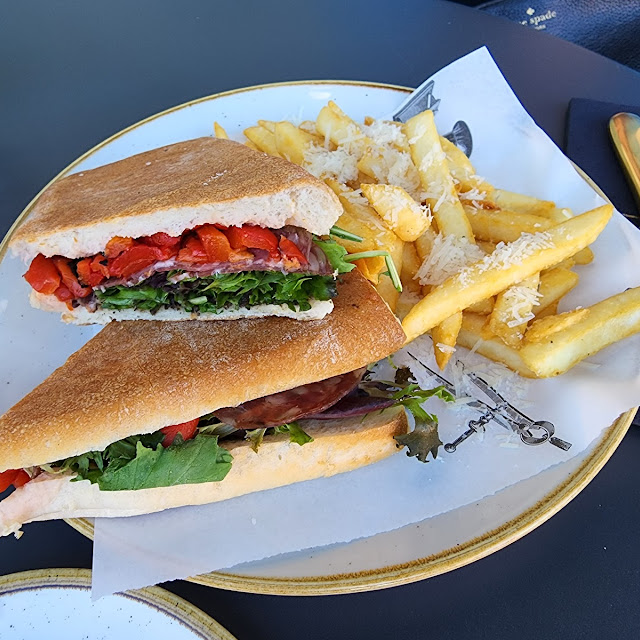 Sandwich