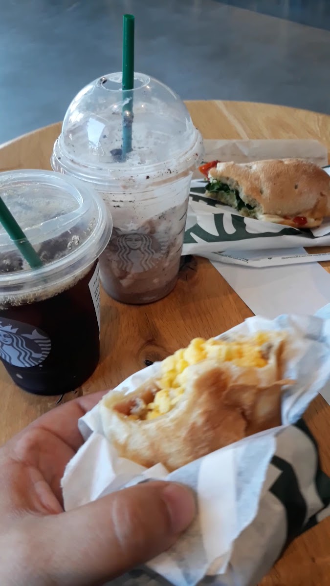 Starbucks Photo 2