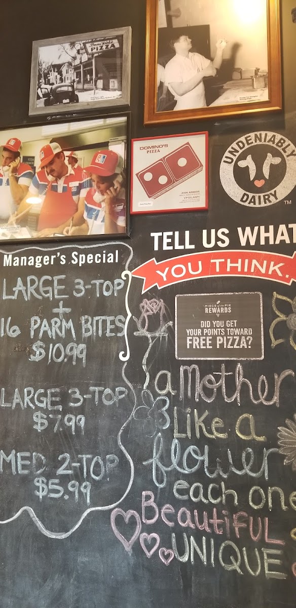 Domino's Pizza Photo 3