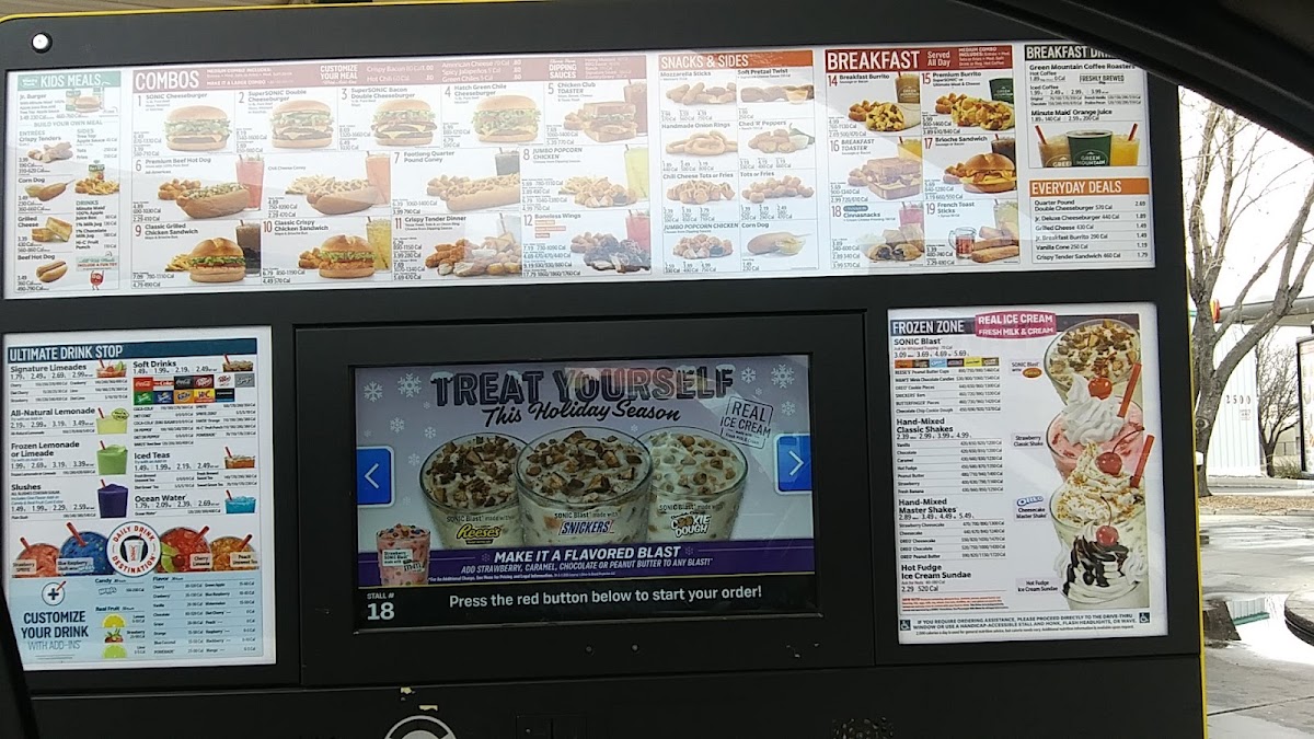 Sonic Drive-In Photo 7