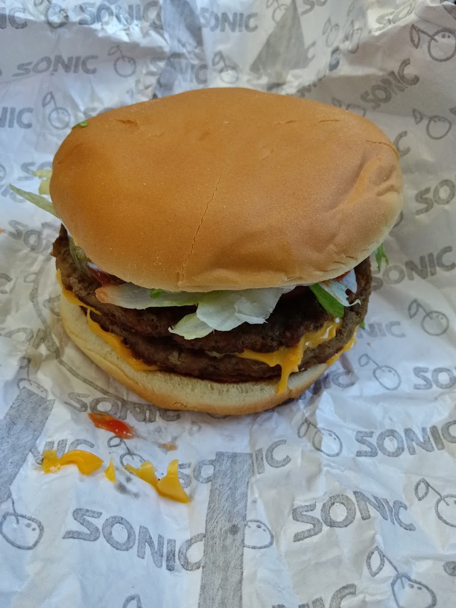 Sonic Drive-In Photo 3