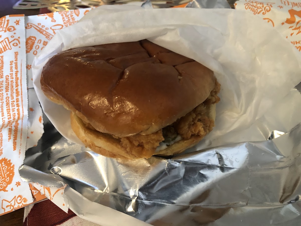 Popeyes Louisiana Kitchen Photo 2