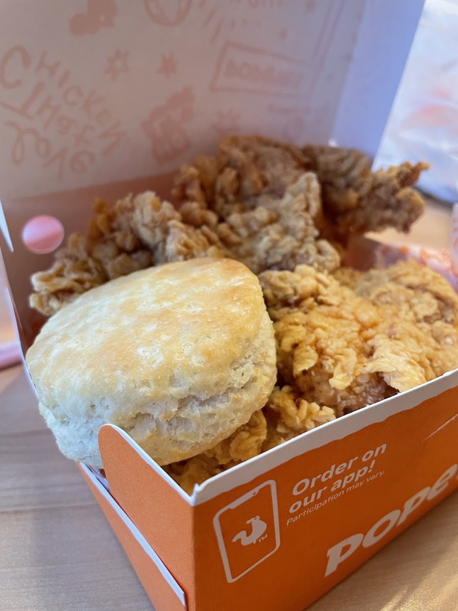Popeyes Louisiana Kitchen Photo 5