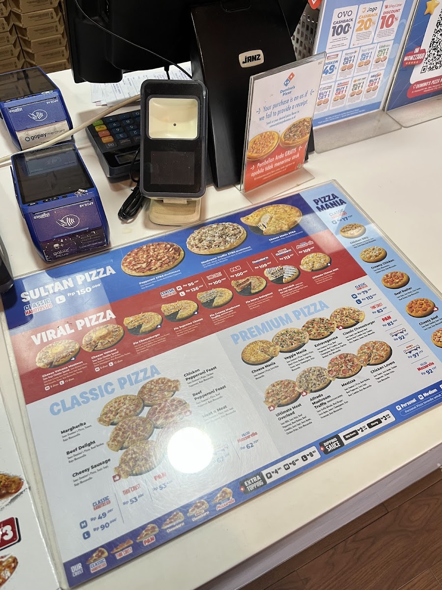 Domino's Pizza Photo 8