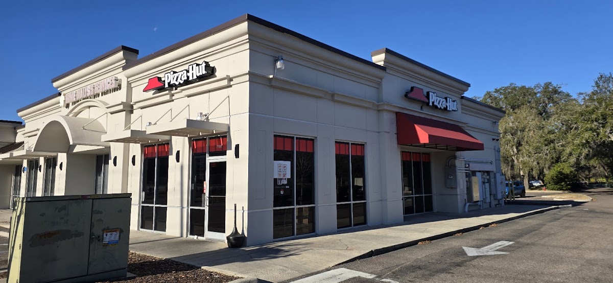 Pizza Hut