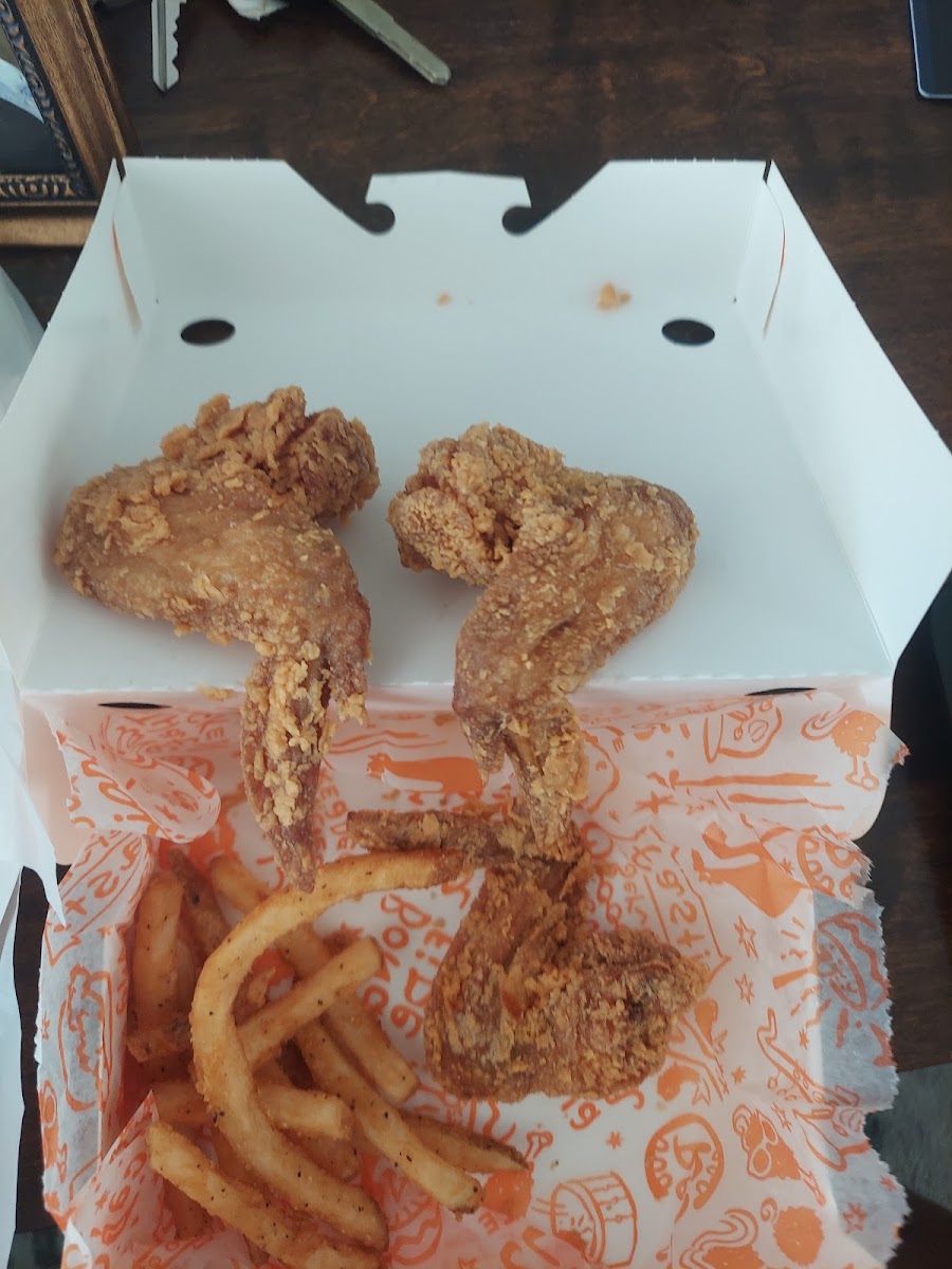 Popeyes Louisiana Kitchen Photo 4