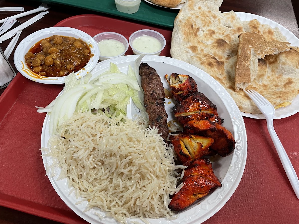Ravi Kabob House Photo 2