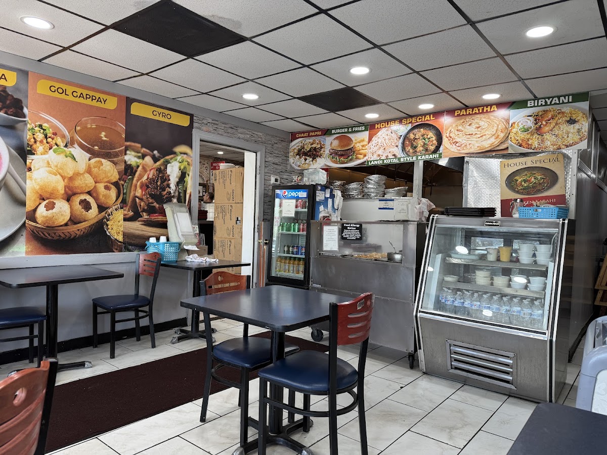 Ravi Kabob House Photo 3