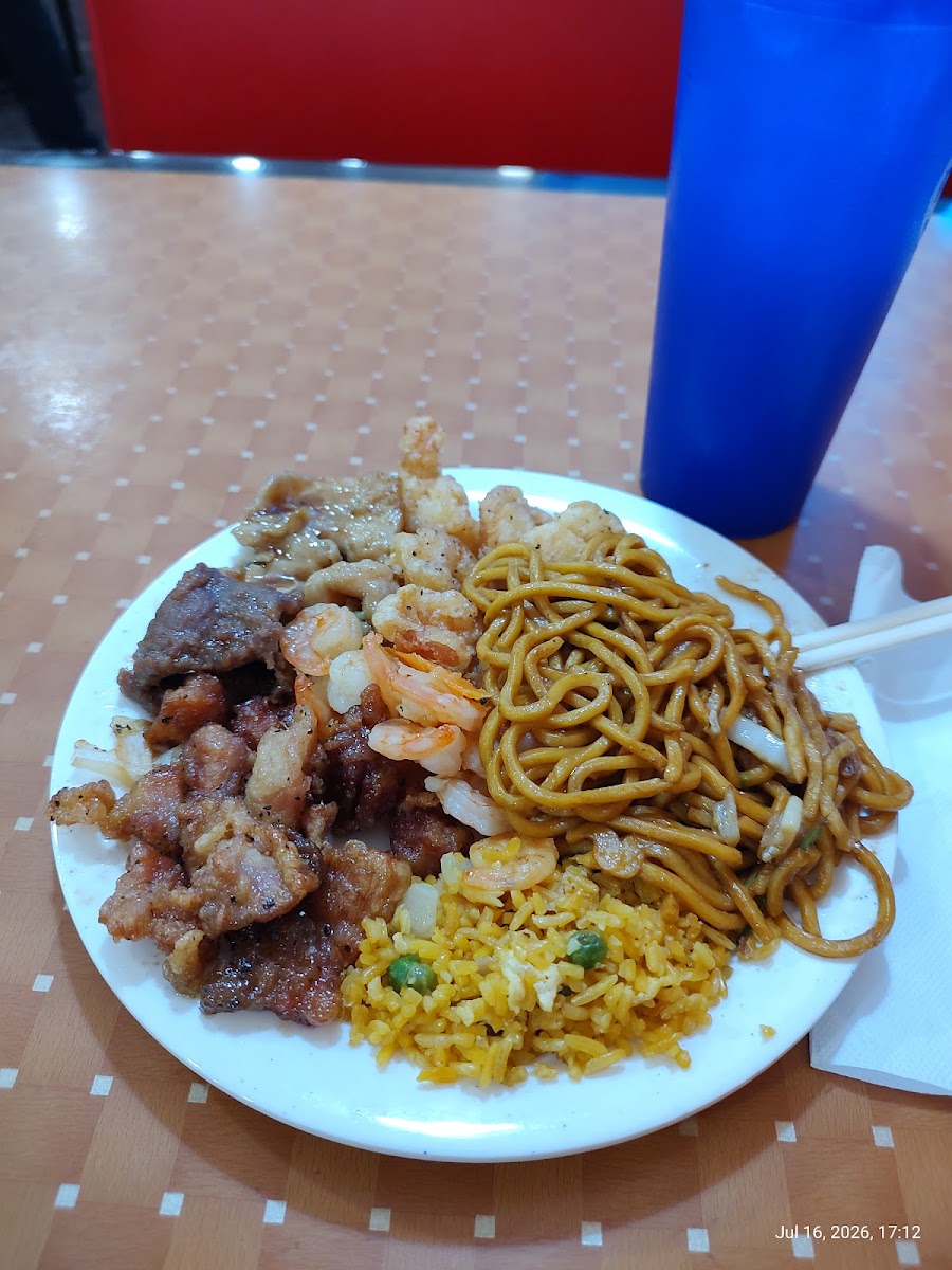 Jumbo Buffet Photo 7
