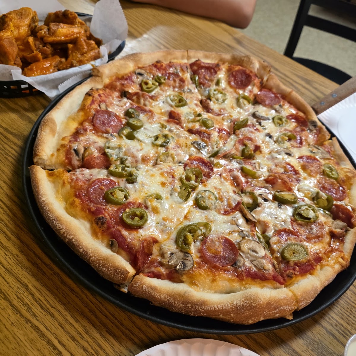 Aroma Pizza Photo 2