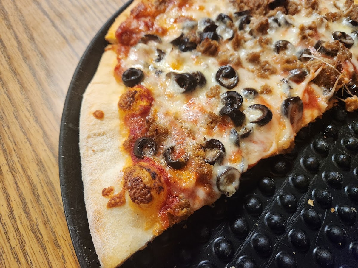 Aroma Pizza Photo 5