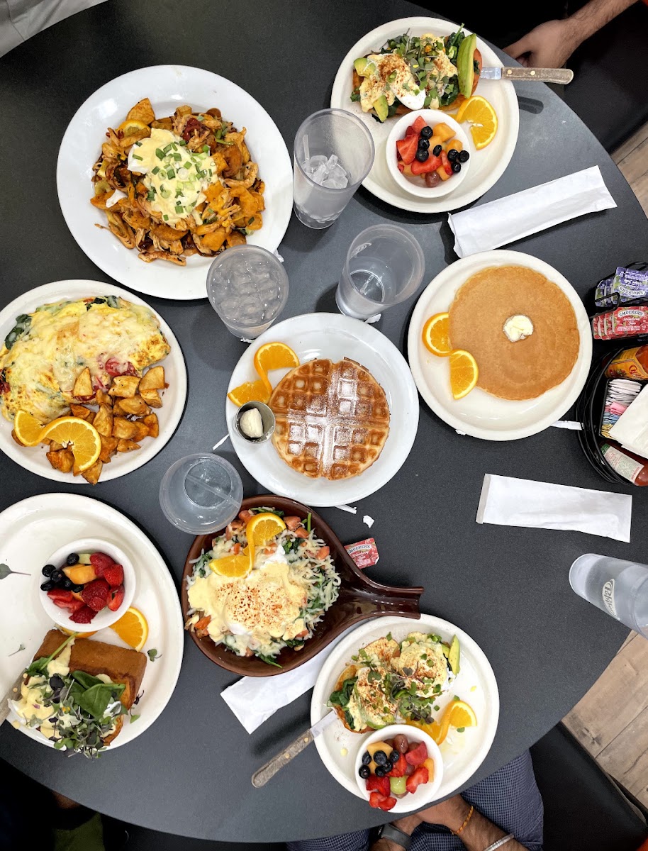 EGGscellent breakfast and Lunch Photo 1