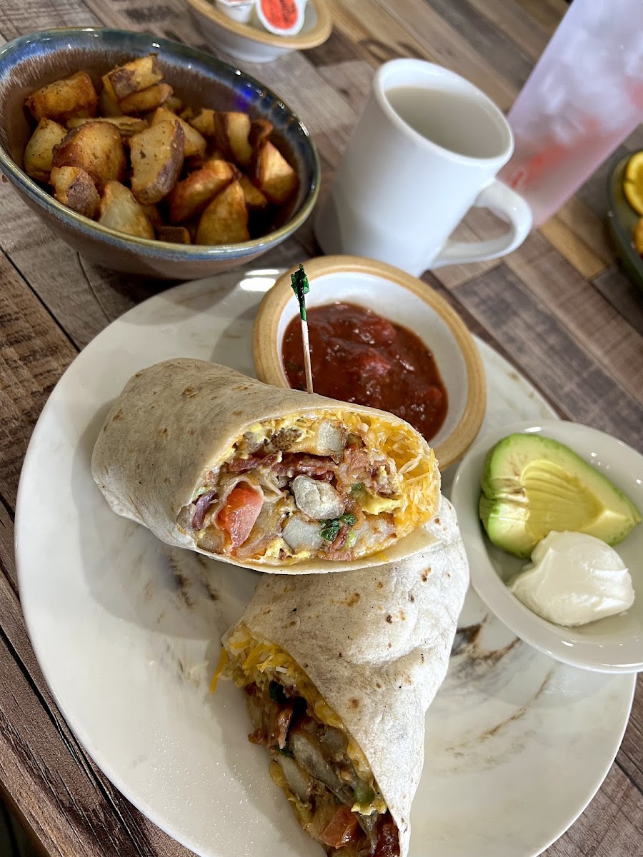 EGGscellent breakfast and Lunch Photo 6