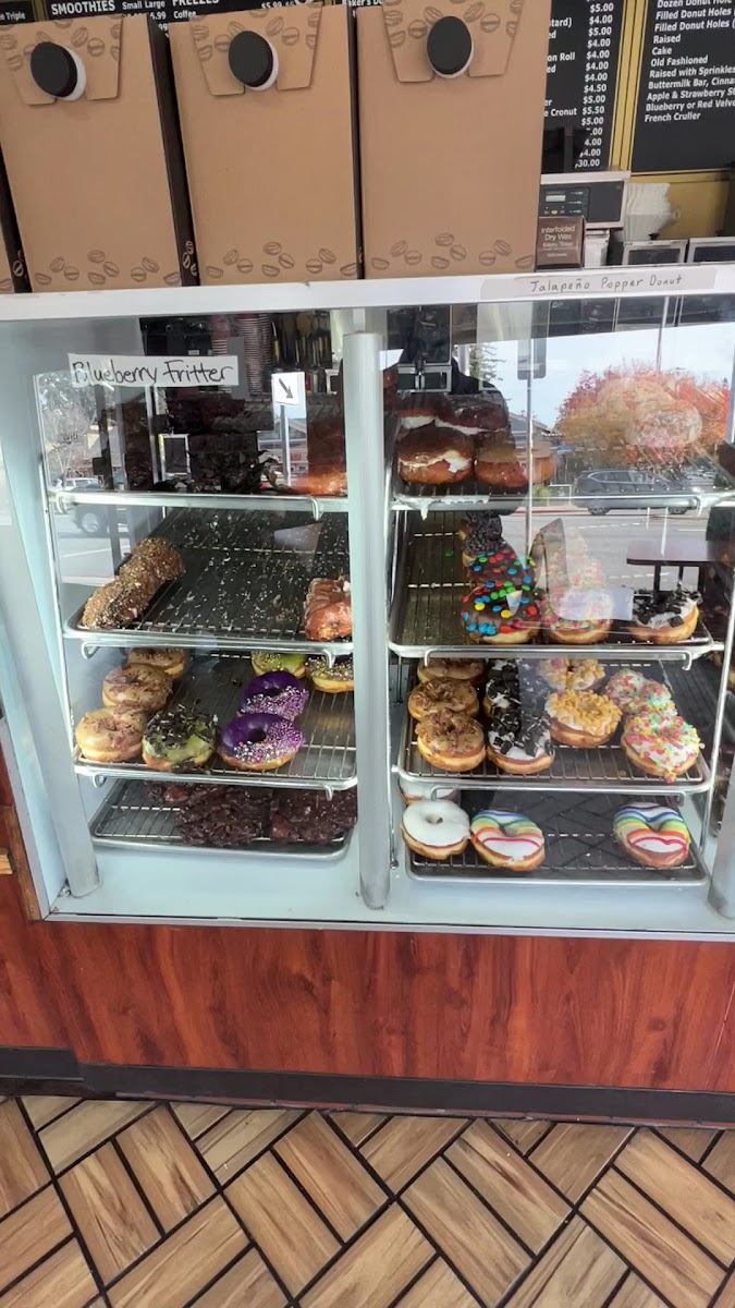 Chuck's Donuts Photo 2
