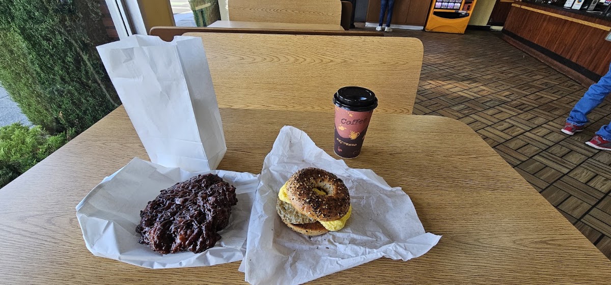 Chuck's Donuts Photo 2