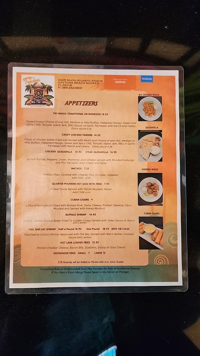 Traders Restaurant & Tiki Lounge Photo 10