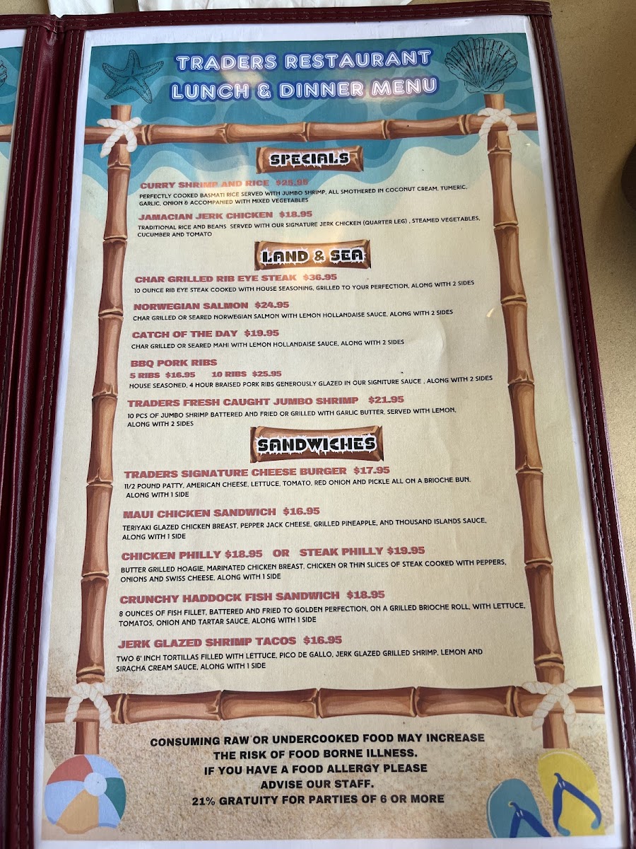 Traders Restaurant & Tiki Lounge Photo 4