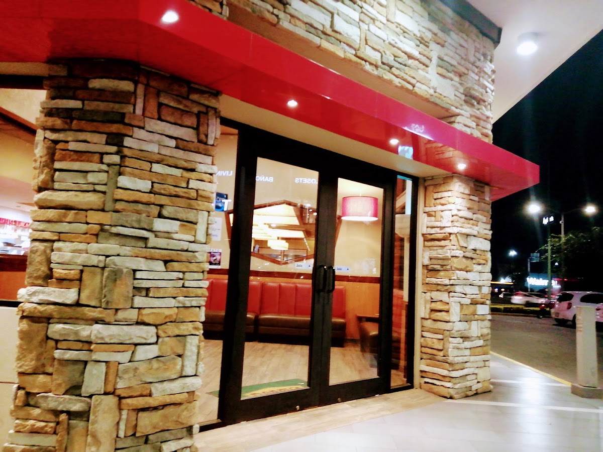 Denny's Palomar