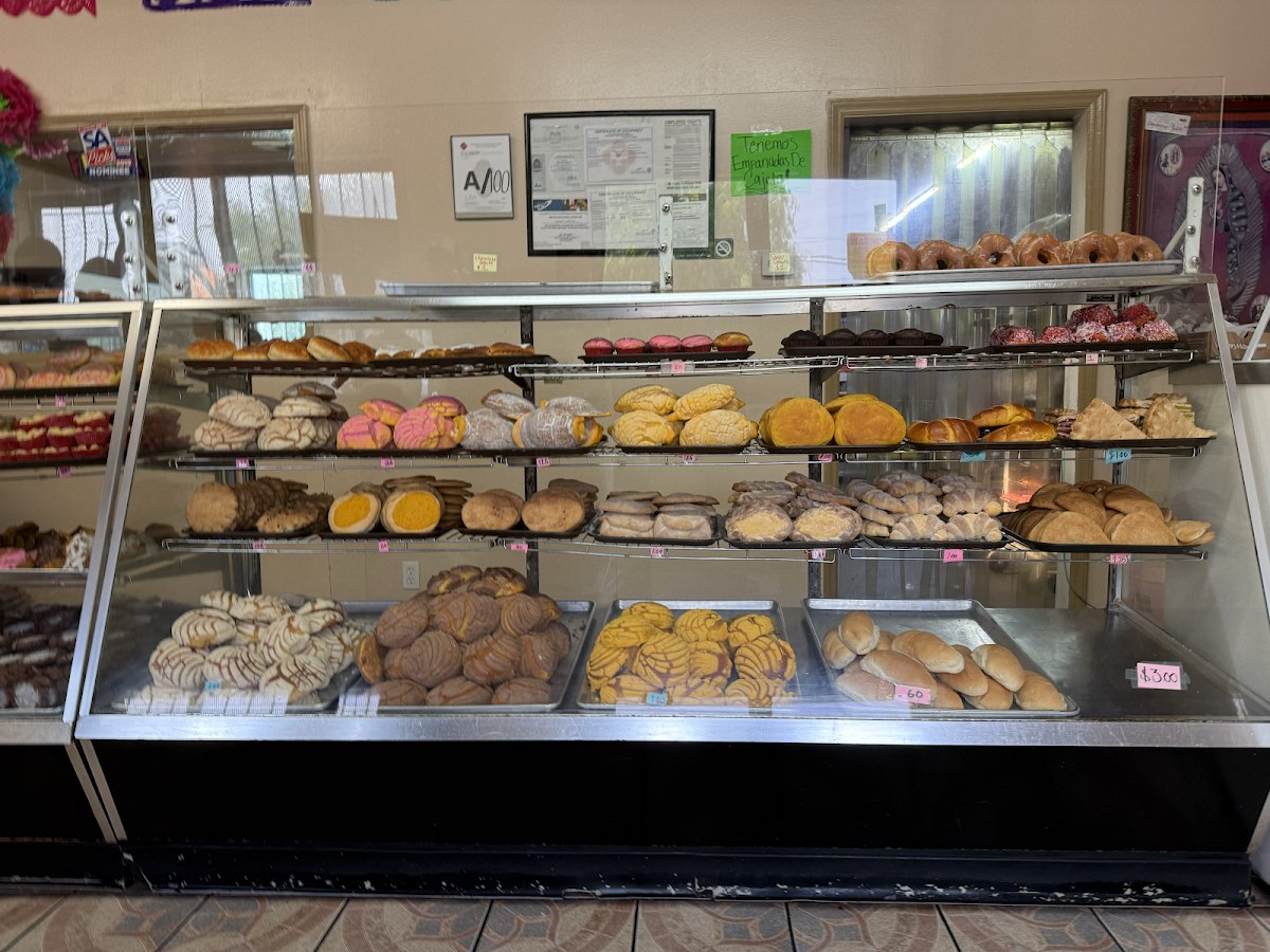 Mario's Bakery Photo 3