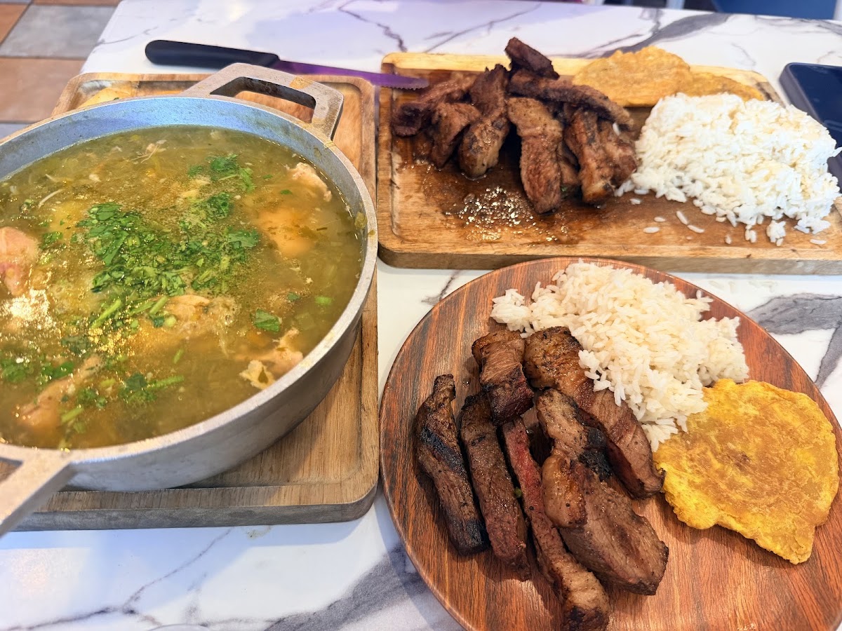 Mi Llano Grill Carne En Vara Photo 2