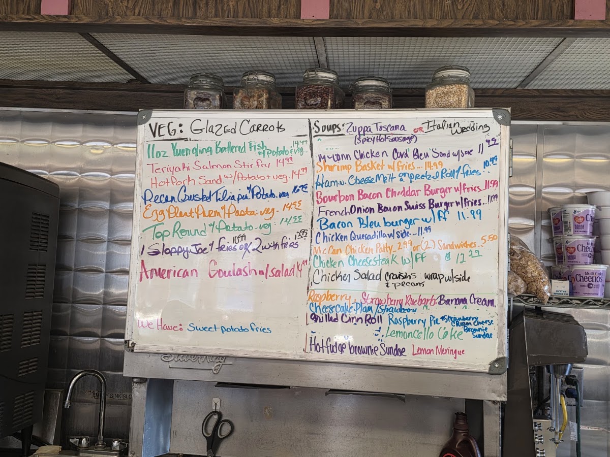 D & H Penn Can Restaurant Photo 4
