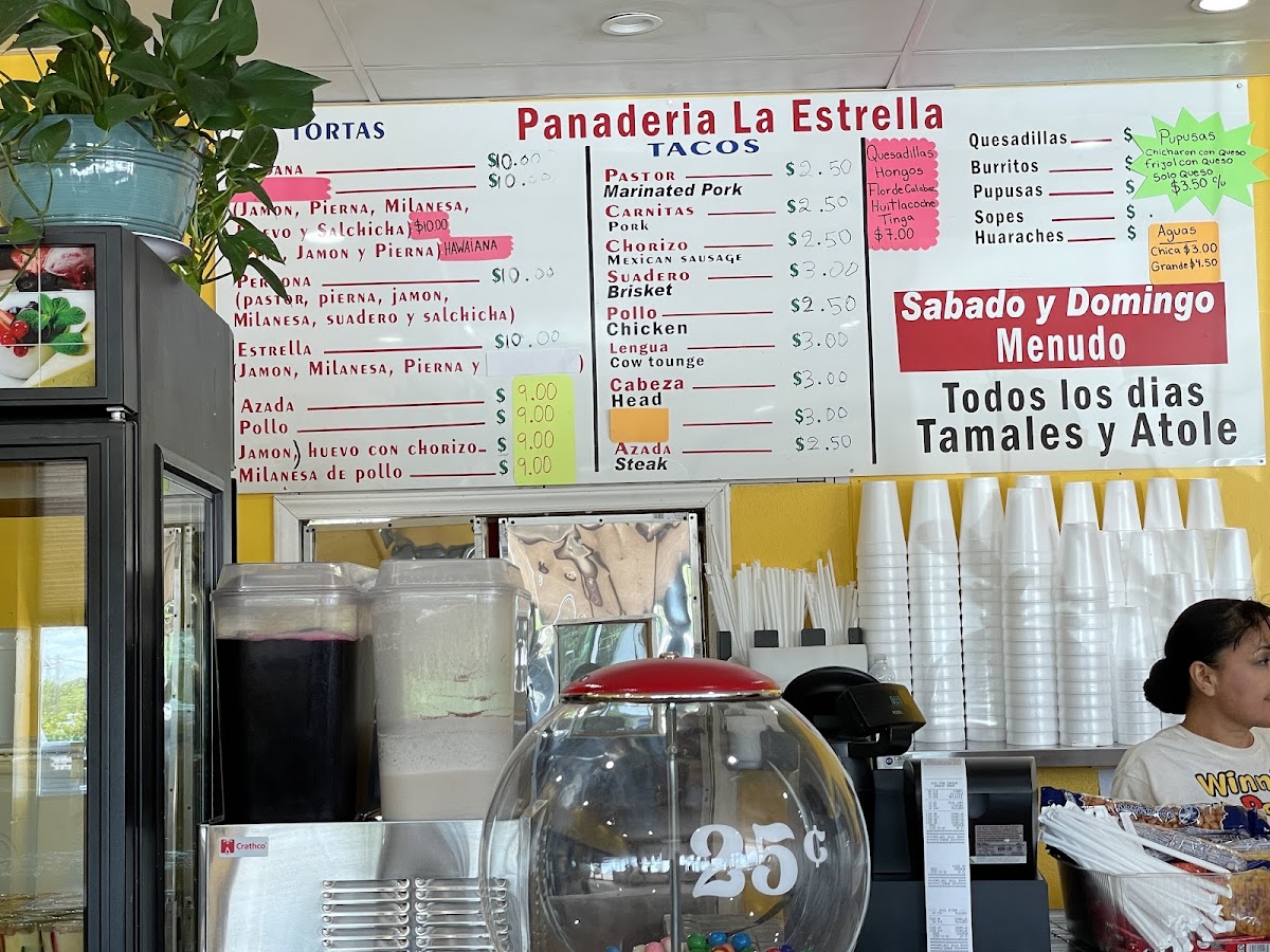 Panaderia La Estrella Photo 5
