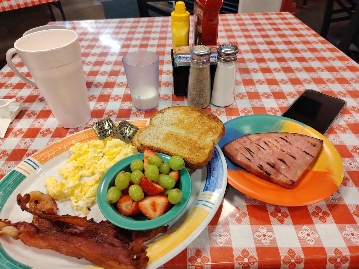 Old Neighborhood Grill Photo 3