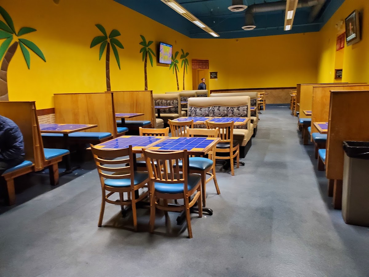 Loft Hawaiian Grill Photo 4