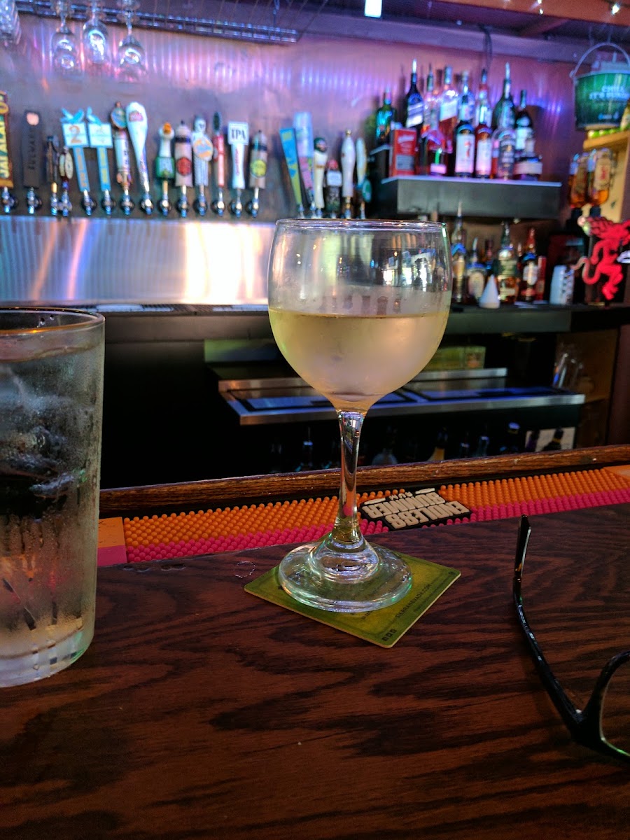 Sandbar Sports Grill Photo 7