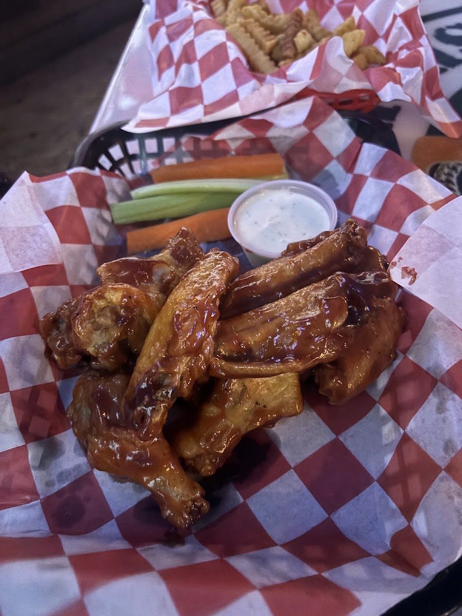 Sandbar Sports Grill Photo 6
