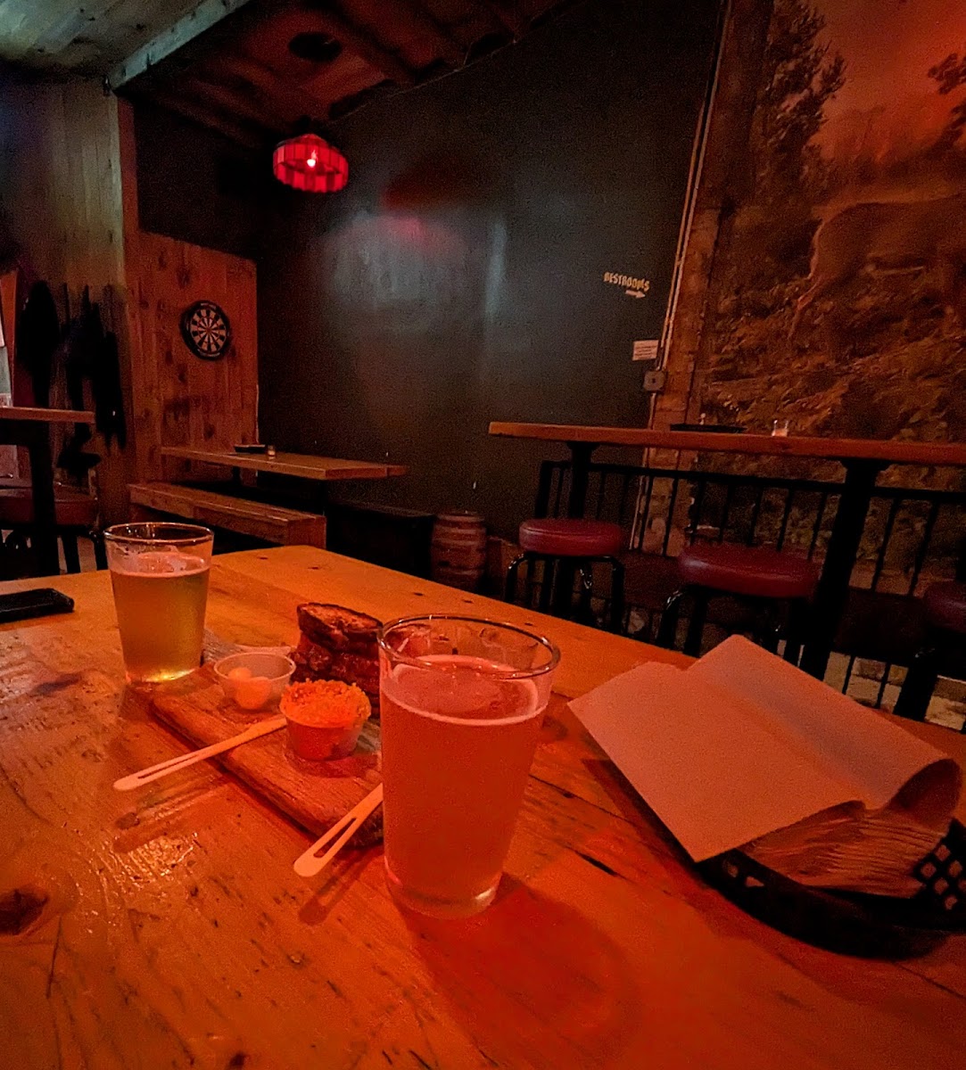 Earl's Beer and Cheese Photo 1