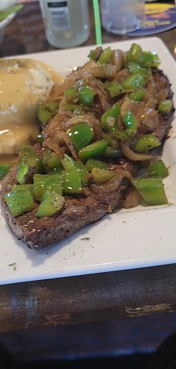 Pearl Road Tavern & Eatery Photo 2