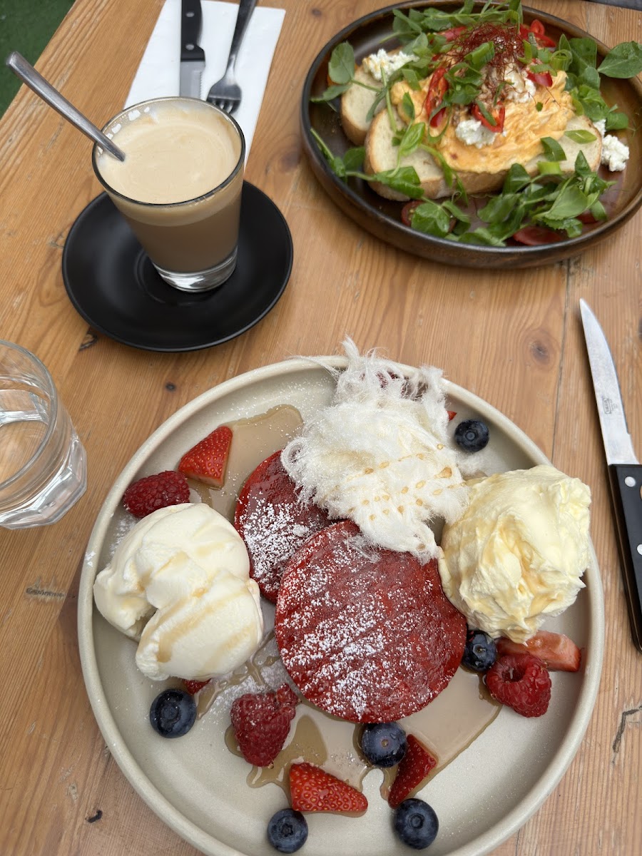 Elephant Cafe Newport Photo 3