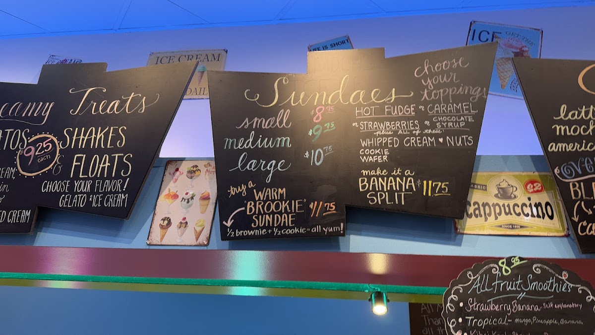 Maui Gelato and Waffles Photo 2
