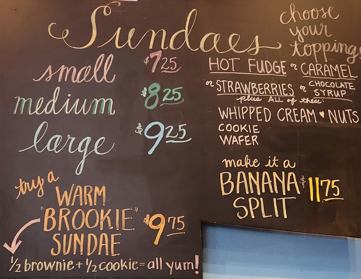 Maui Gelato and Waffles Photo 4