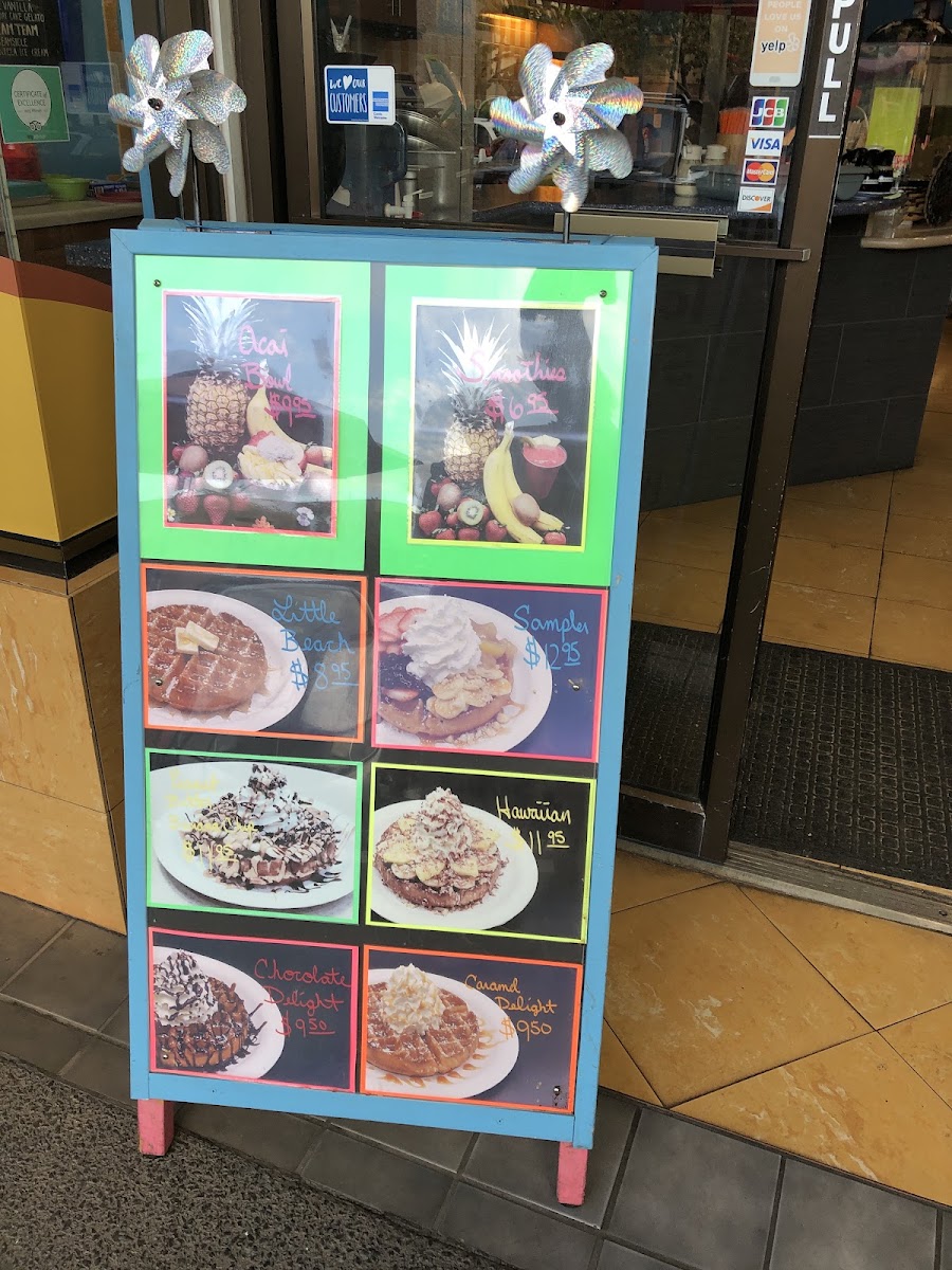 Maui Gelato and Waffles Photo 7