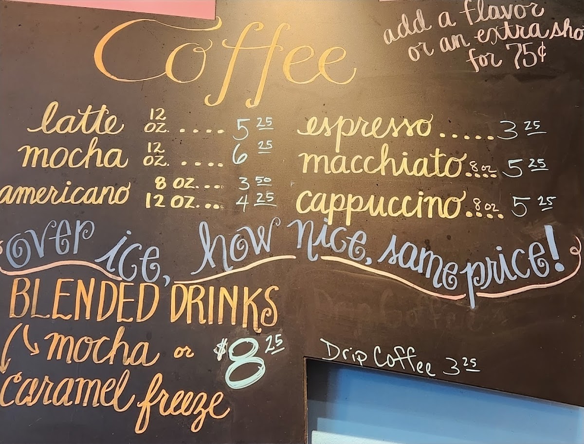 Maui Gelato and Waffles Photo 8