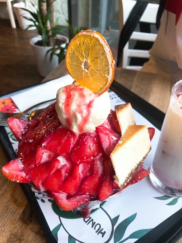 Passion8 Dessert Cafe Photo 2