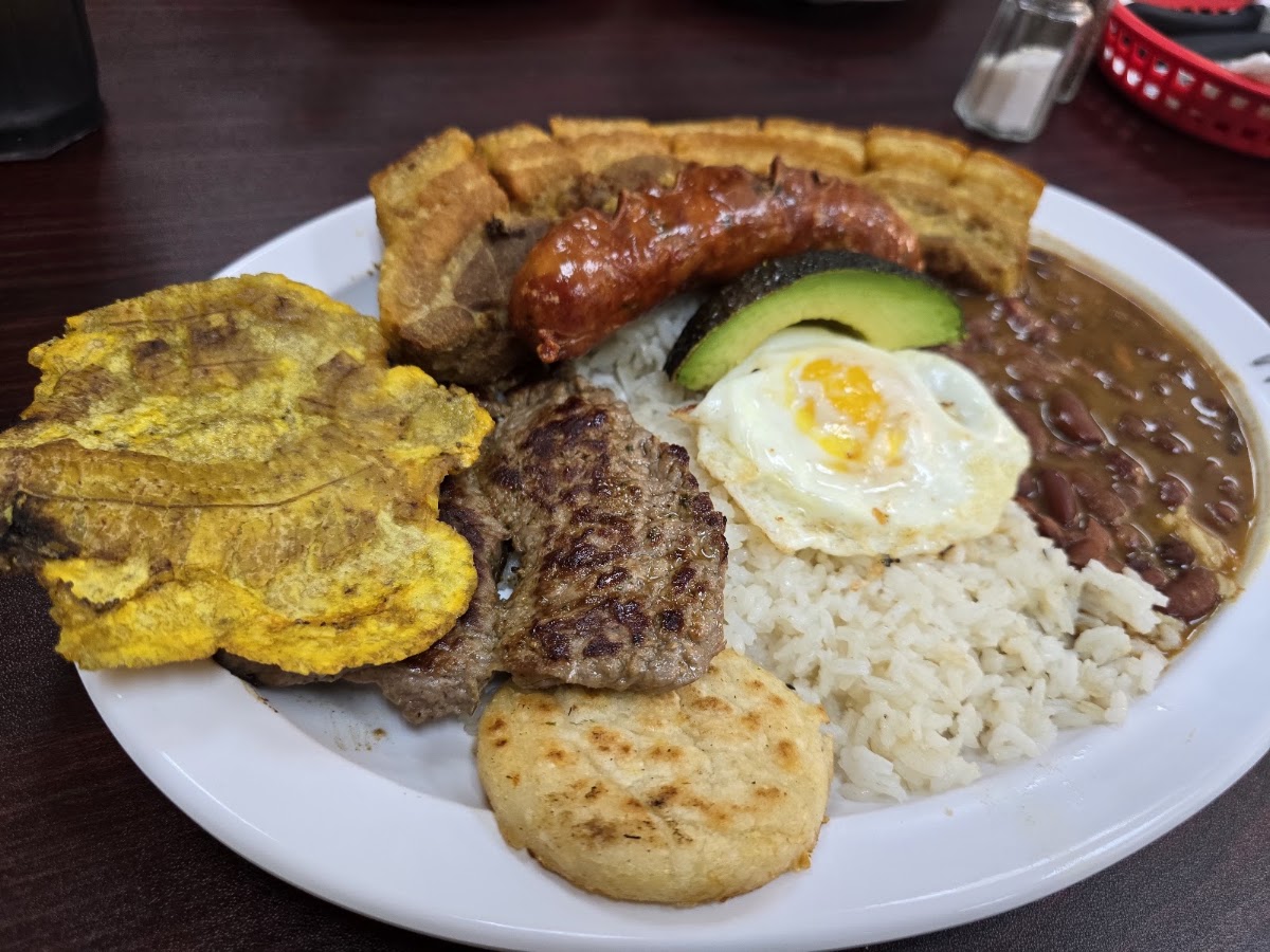 Mi Colombia Restaurant Photo 1