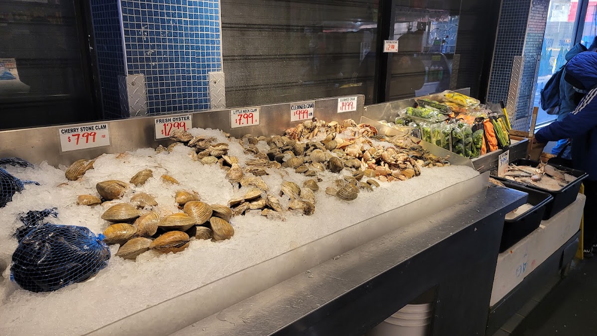 Kings Fish & Seafood Market Photo 3